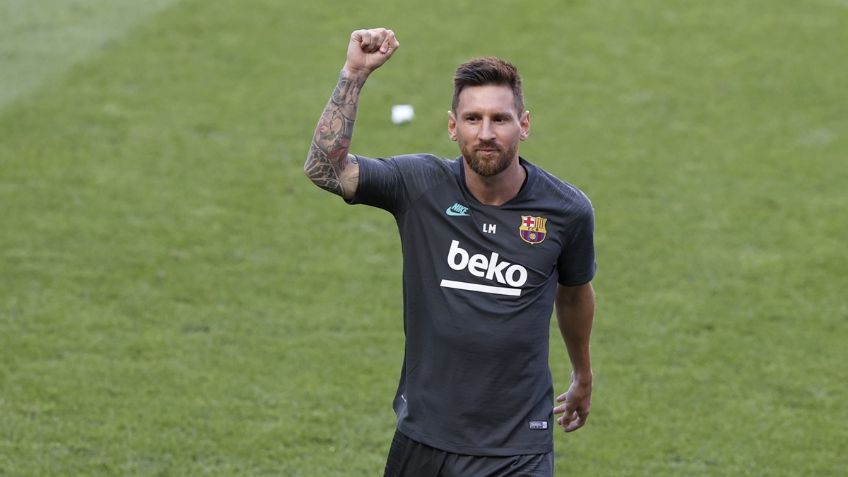 Messi encabeza promos de la nueva tercera camiseta rosa del Barcelona (FOTOS)