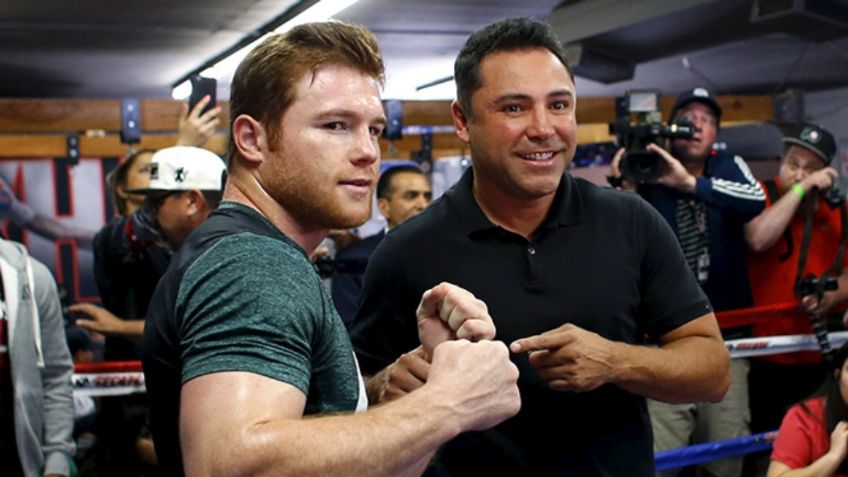 Canelo Álvarez demanda a Óscar de la Hoya y DAZN por no dejarlo pelear