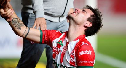 Herida de Unai Bilbao ante Atlético San Luis fue causada por un clavo (FOTO)