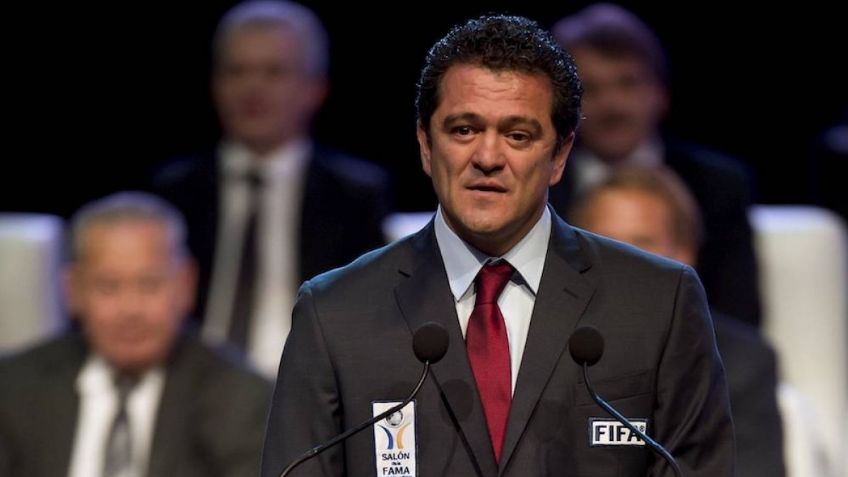 Carlos Hermosillo se harta de la directiva de Cruz Azul: "Están pisoteando la historia"