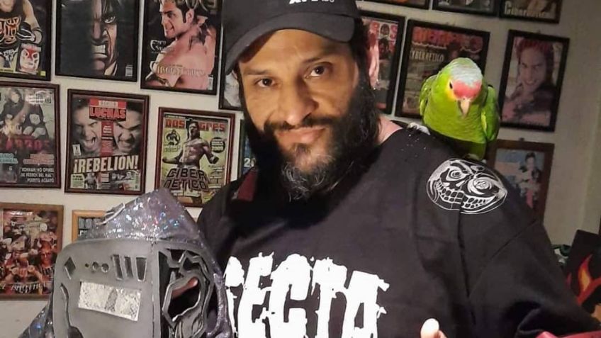 Cibernético sobrevive a la pandemia vendiendo charlas por Zoom