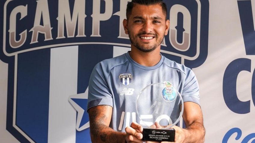 Tecatito Corona es elegido como el mejor jugador del 2020 en la Liga Portuguesa
