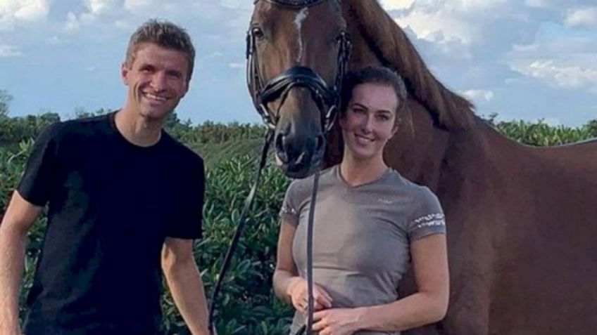 Thomas Müller presume negocio multimillonario con inseminación de caballos