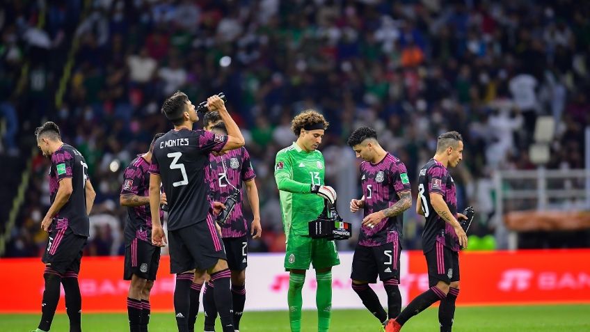 Selección Mexicana tendrá hasta tres BAJAS para el duelo ante El Salvador