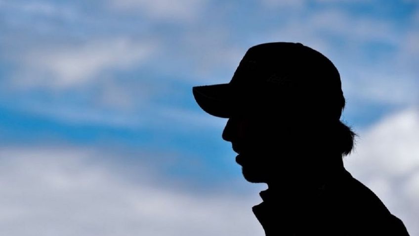 Checo Pérez presume que Chequito ya tiene equipo para correr (VIDEO)