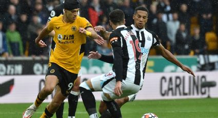 Raúl Jiménez da partidazo con dos asistencias de crack y ganan los Wolves (VIDEO)