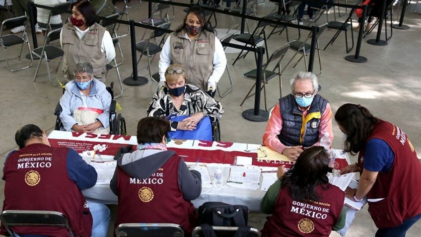 Pensión Bienestar 2021: Cómo saber qué día entregarán la tarjeta