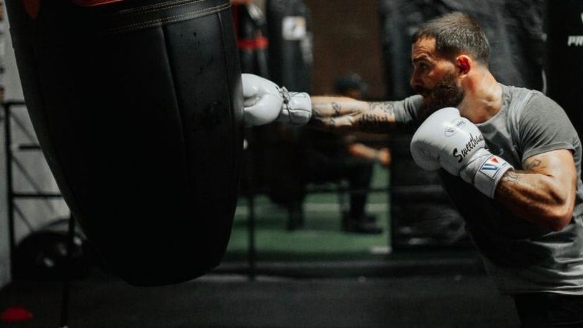 Canelo Álvarez: Caleb Plant 'lanza volado' a Mike Tyson por defender al mexicano