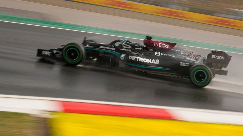 Hamilton es más rápido, pero Botas gana la pole del GP de Turquía; Checo Pérez saldrá sexto