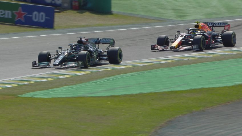 GP de Brasil: Checo Pérez deja ir el podio y Hamilton gana con increíble exhibición