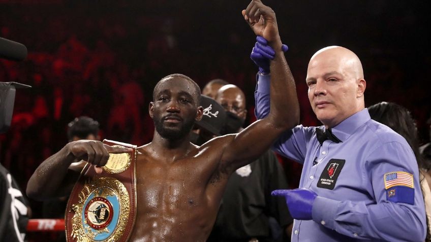 El campeón que pone a Terence Crawford arriba de Canelo Álvarez