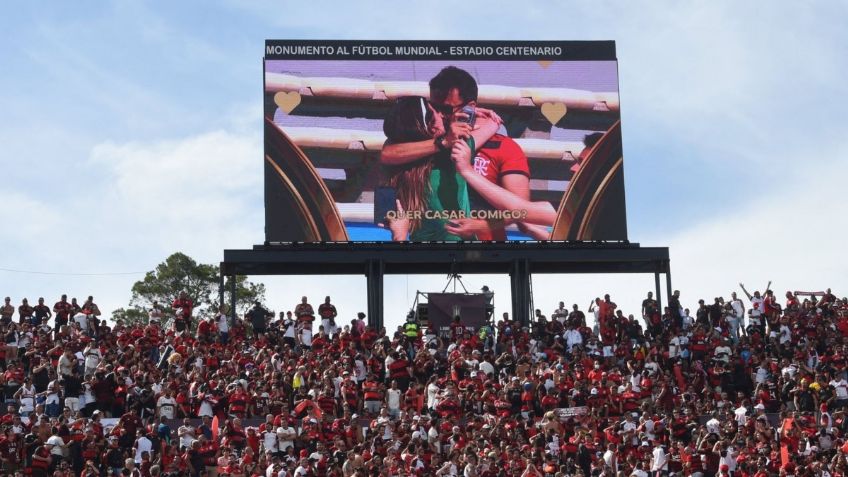 VIDEO VIRAL: Le pide matrimonio en final de Copa Libertadores y esto contestó