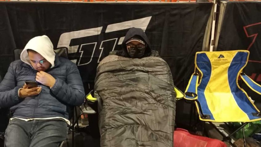 Checo Pérez: Aficionados durmieron en Reforma por el Red Bull Show Run