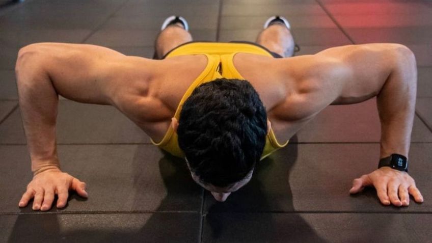 7 lagartijas que son el ejercicio ideal para trabajar más músculos al mismo tiempo