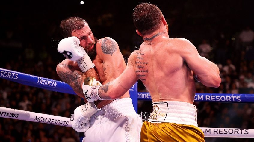 Canelo Álvarez: Caleb Plant es llevado al hospital por esta razón