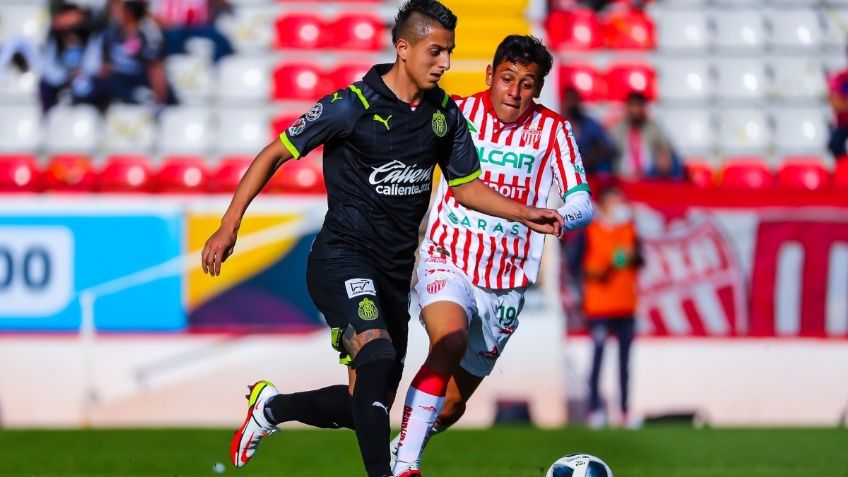 Chivas: Roberto 'Piojo' Alvarado se estrena con primer gol con el Guadalajara (VIDEO)