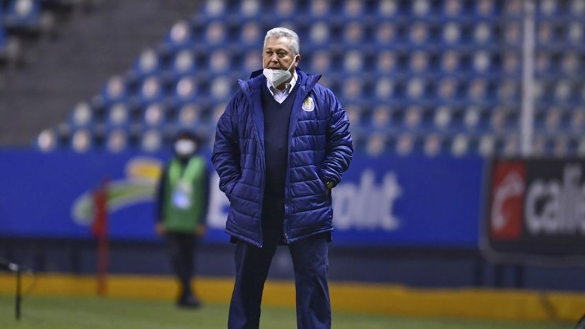 Chivas ya tiene "Plan B" en caso de despedir a Víctor Manuel Vucetich