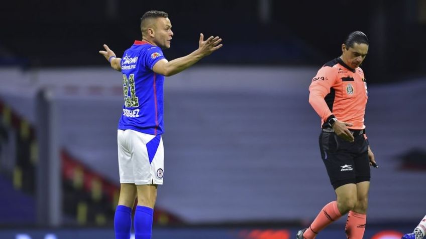 Cruz Azul: Revelan diálogo entre Cabecita Rodríguez y árbitro que impidió su gol