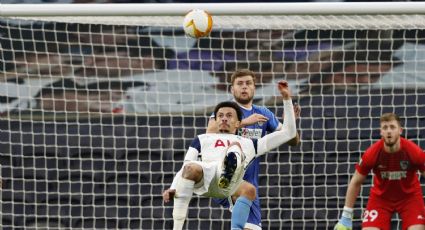 Dele Alli marca impresionante golazo de CHILENA en la Europa League (VIDEO)