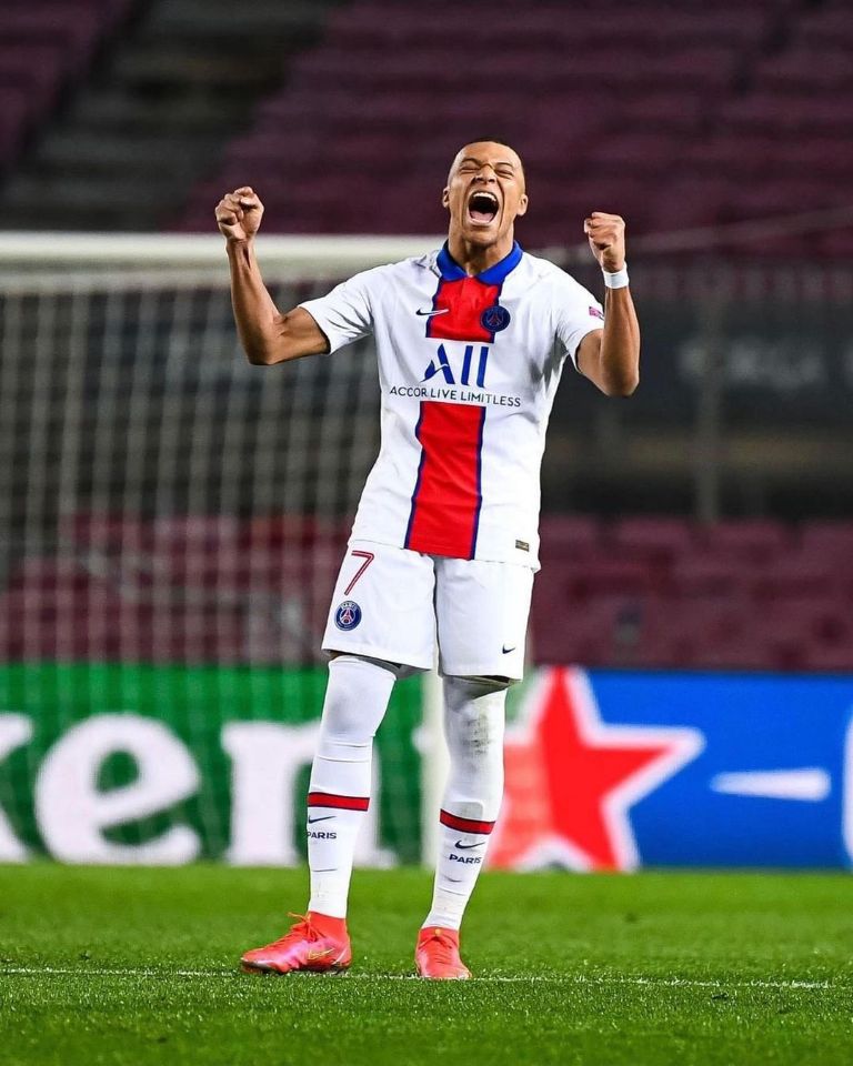 Instagram: @k.mbappe