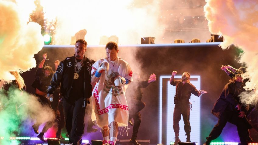 Show de J Balvin y Canelo Álvarez destroza a The Weeknd y el Super Bowl en redes