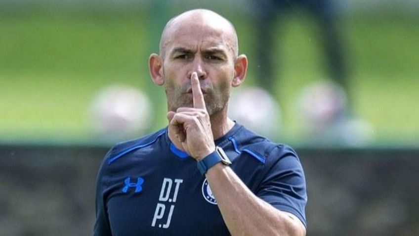 Paco Jémez mete mano en Cruz Azul; manda recomendación a Juan Reynoso