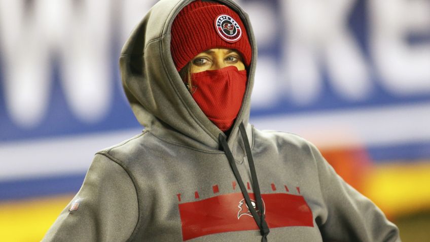 Mujeres entran en acción en el Super Bowl LV entre Chiefs y Buccaneers