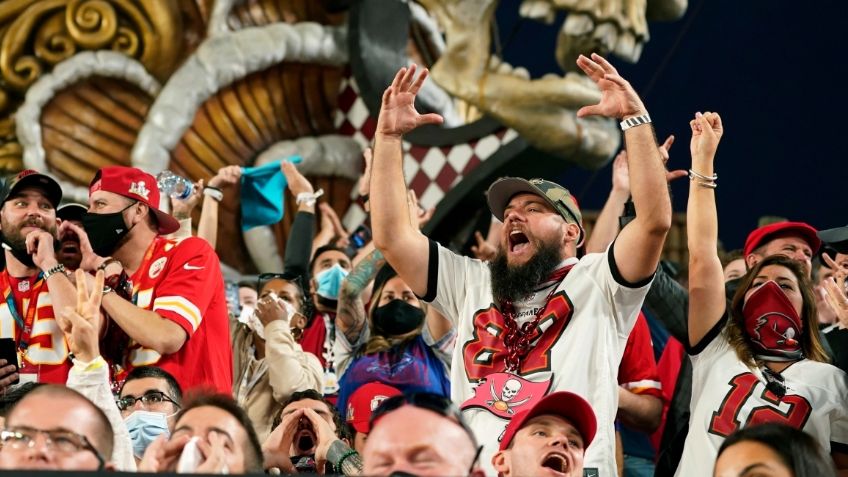 Violan normas contra Covid-19 en festejos por título de los Tampa Bay Buccaneers