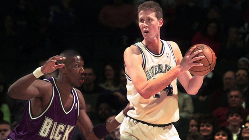 NBA: Shawn Bradley queda paralítico tras sufrir grave accidente