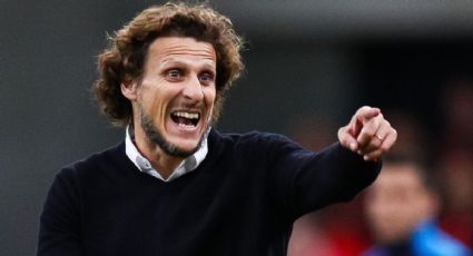 Diego Forlán llega oficialmente como técnico al Grupo Pachuca