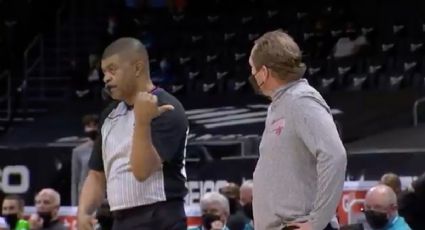 NBA: Coach de Raptors arroja cubre bocas contra árbitro y es castigado (VIDEO)