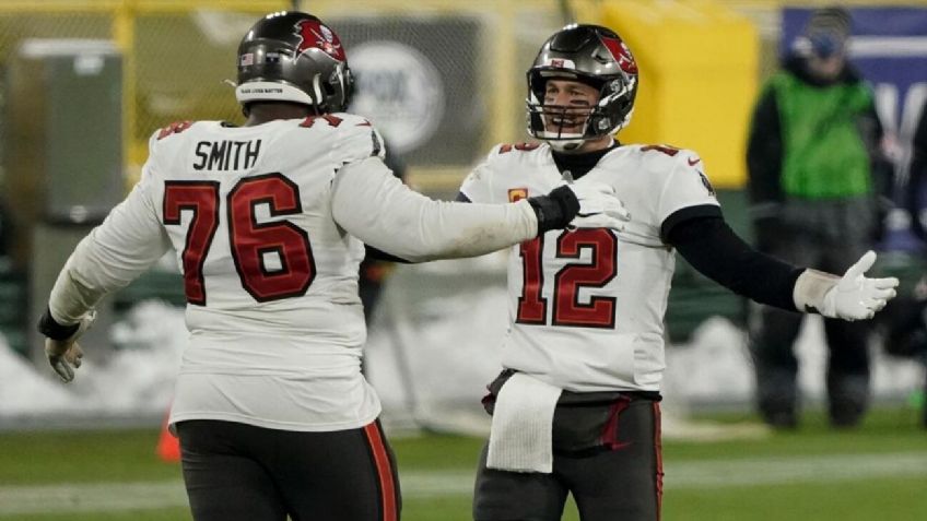 Tom Brady asegura permanencia de su protector en Tampa Bay Buccaneers