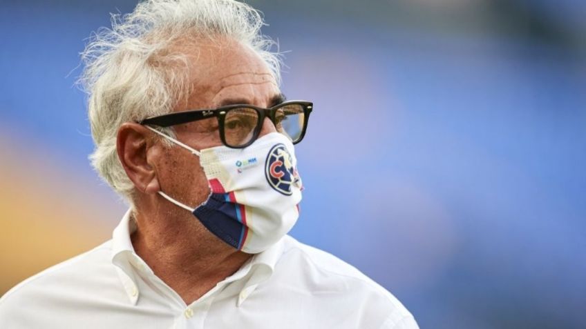 Leonardo Cuéllar renuncia al América femenil tras dura derrota ante Chivas en el Clásico