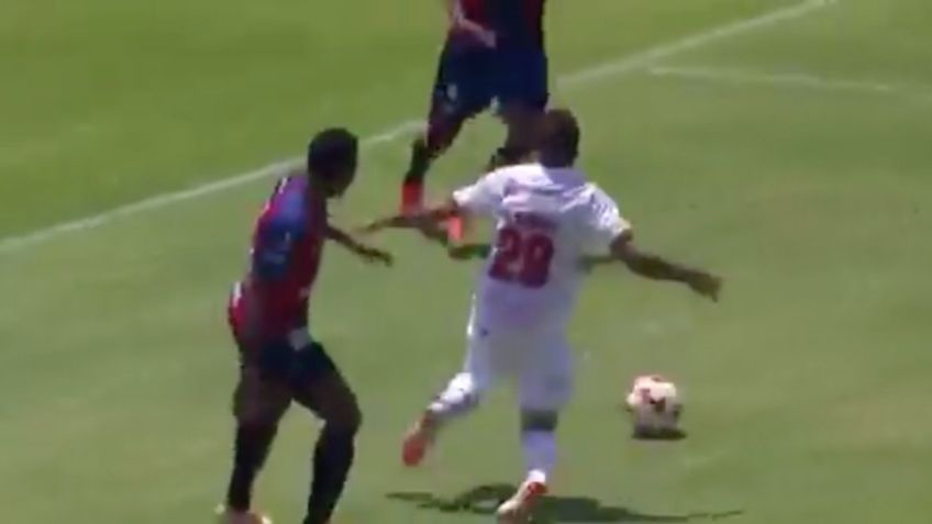 ¡Gran gesto de Fair Play! Delantero de Morelia revierte penal cobrado ante Atlante (VIDEO)