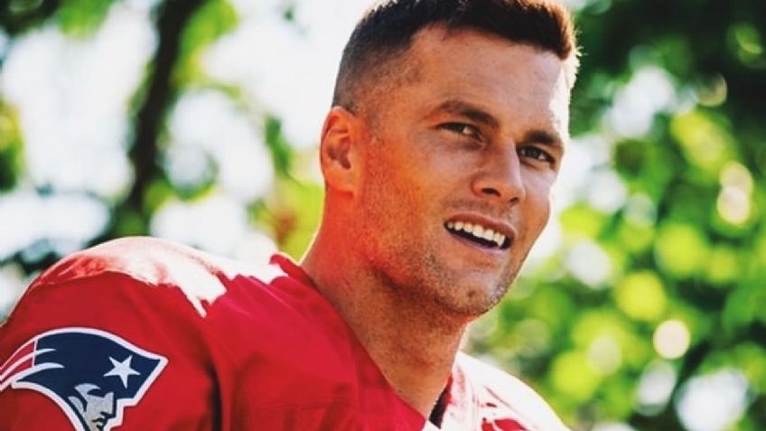 Cromo de Tom Brady novato, vendido por una millonada; el más caro de la historia