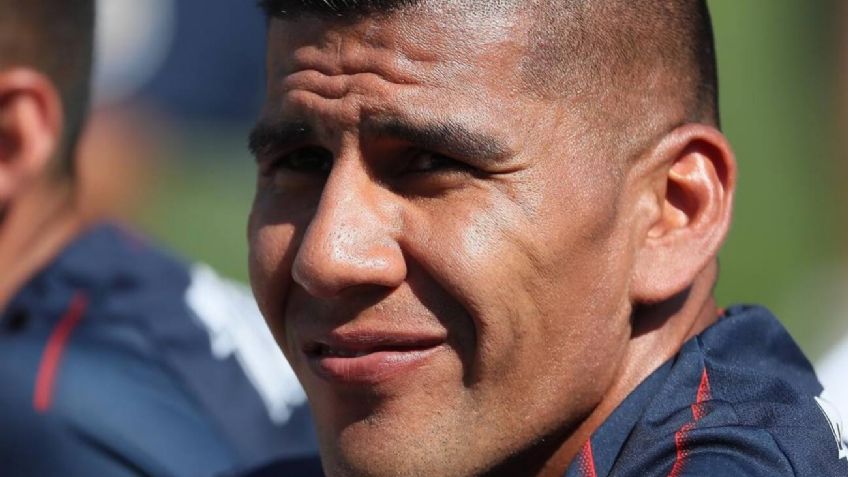 Carlos Salcido es destrozado por mexicanos tras criticar tuit de Gignac