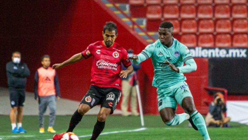 Mazatlán FC remonta 'in extremis' ante Xolos, en la noche de Camilo Sanvezzo