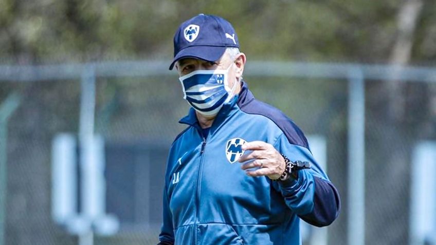 Javier Aguirre da la cara y explica polémico video en fiesta