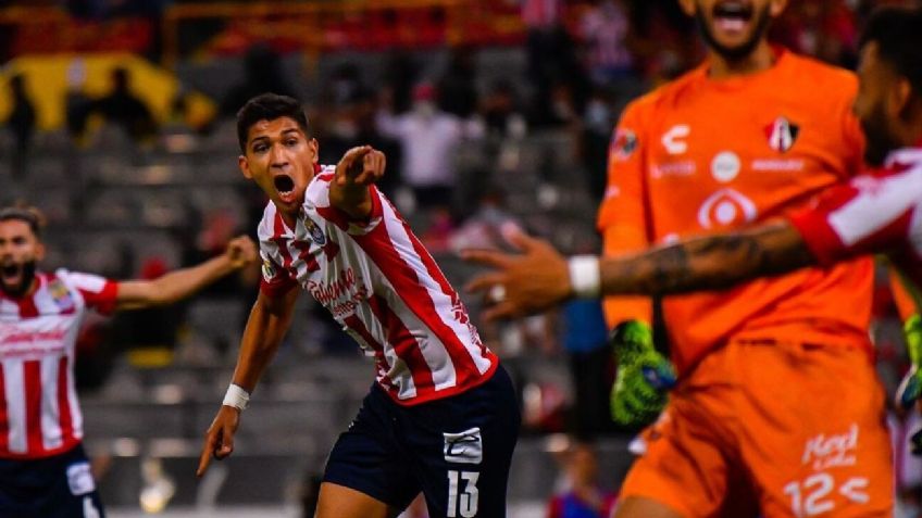 Chivas hace épico trolleo a Atlas para ganar Clásico Tapatío en redes