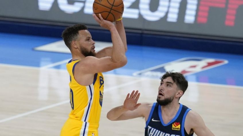 Stephen Curry rompe récord de James Harden que lo hace un fuera de serie en la NBA