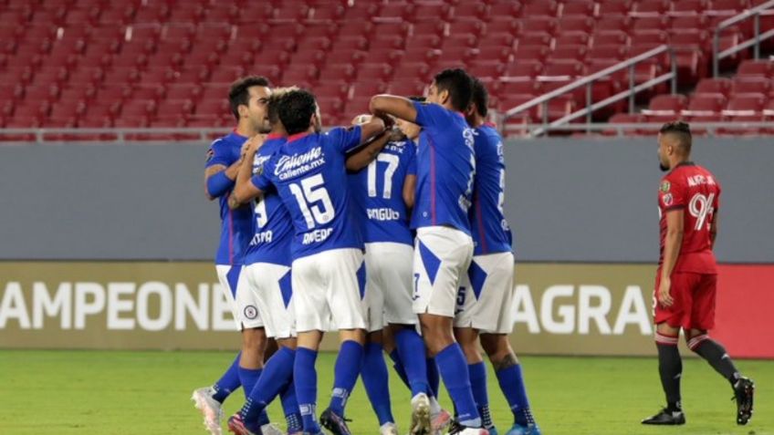 Cruz Azul arrolla al Toronto FC y se acerca a semifinales de Concachampions