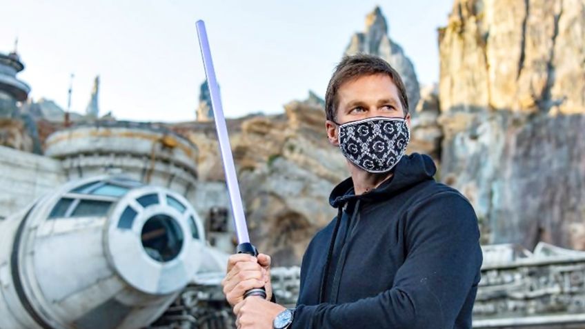 Tom Brady se convierte en Luke Skywalker por tradición de Super Bowl y Disney
