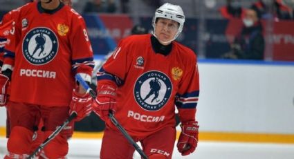 Vladimir Putin en patines: marca nueve goles en juego de hockey sobre hielo