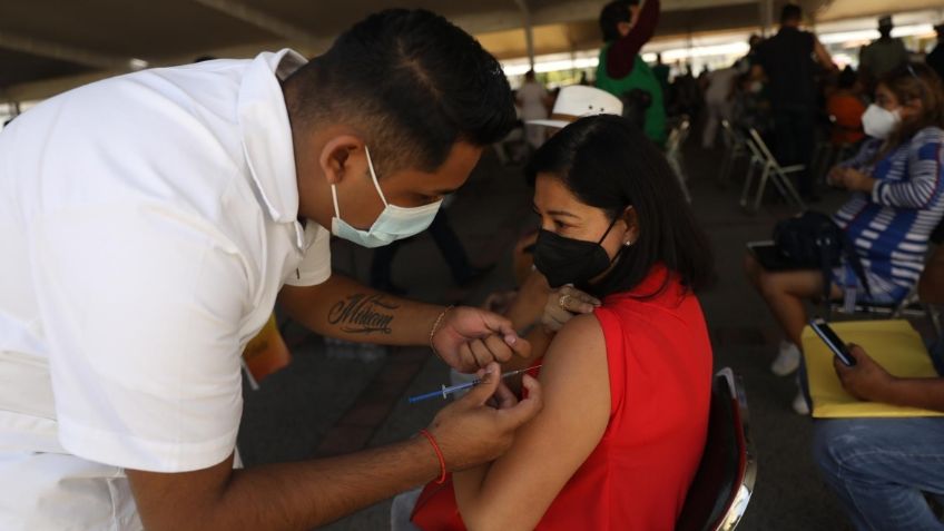 ¿Cuándo inicia vacunación a maestros en escuelas privadas del Edomex?