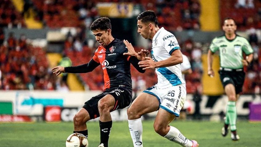 Puebla lanza guiño a Chivas en épico trolleo al Atlas tras victoria en Liguilla