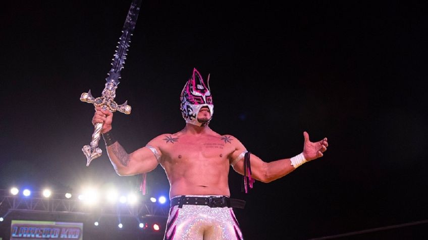 AAA: Andrade y Laredo Kid se roban la función del 'Rey de Reyes'