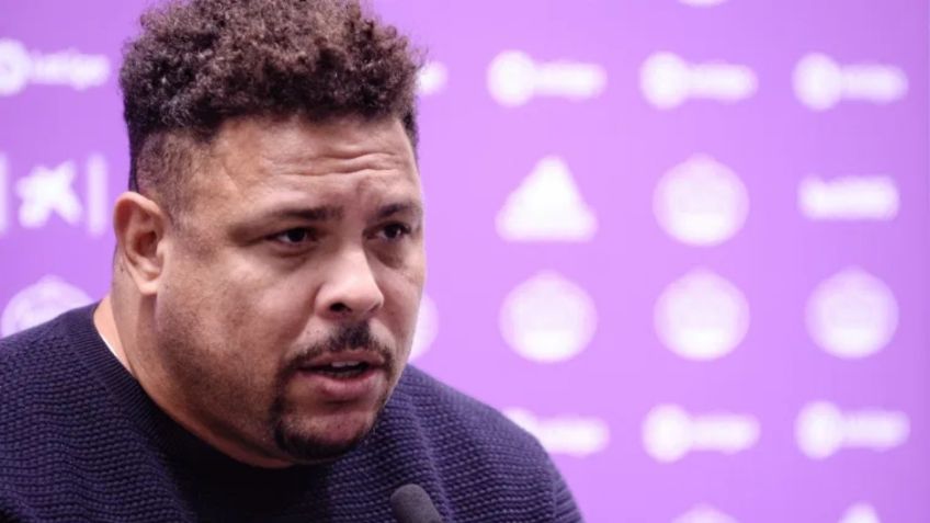 Ronaldo en problemas; afición del Valladolid lo culpa por descenso en España