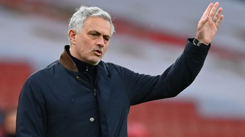 José Mourinho es anunciado como nuevo DT de la Roma; así será su contrato