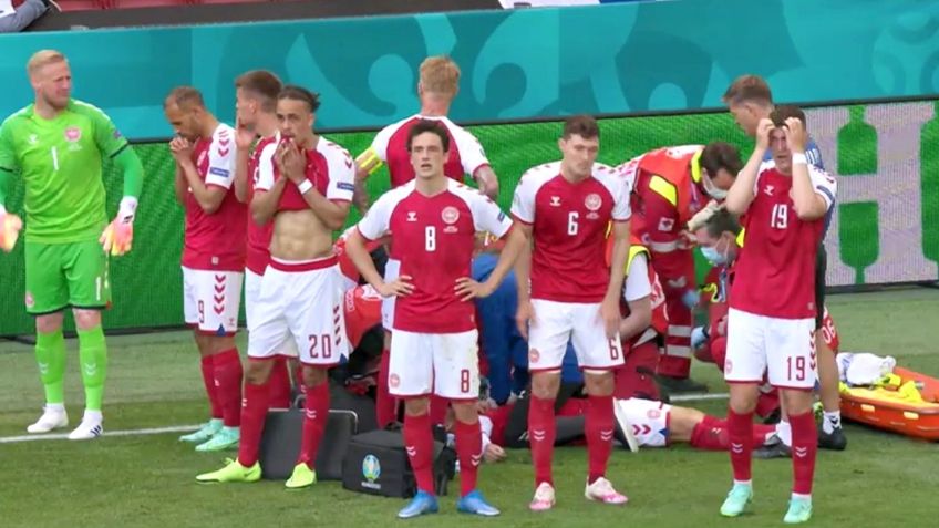Eurocopa 2021: Christian Eriksen se desploma en pleno partido, le hacen RCP (VIDEO)