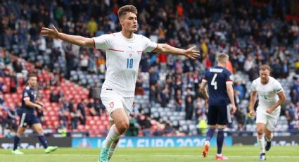 ¡DE OTRO MUNDO! Schick marca el gol de la Eurocopa 2020 de media cancha (VIDEO)